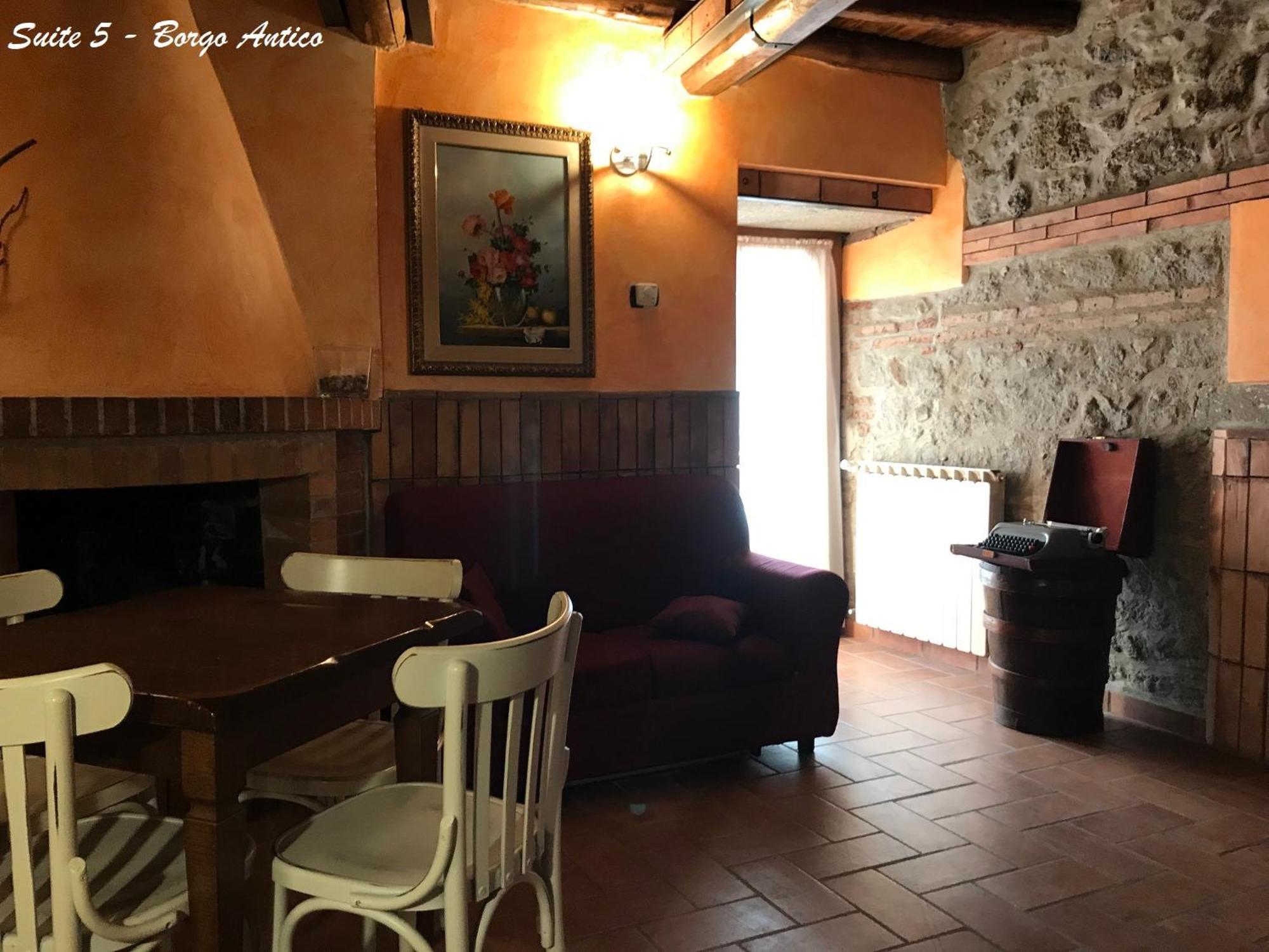 Albergo Diffuso Locanda Specchio Di Diana Nemi Exterior foto